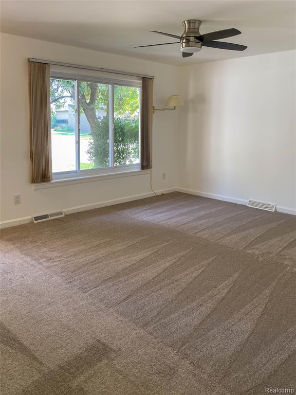 8412 Busch, Center Line, MI 48015 — Photo 6