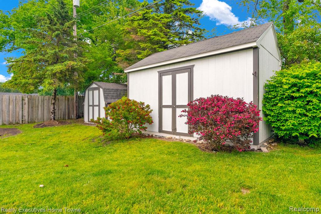 4244 Fairway Drive, Fort Gratiot, MI 48059 — Photo 40
