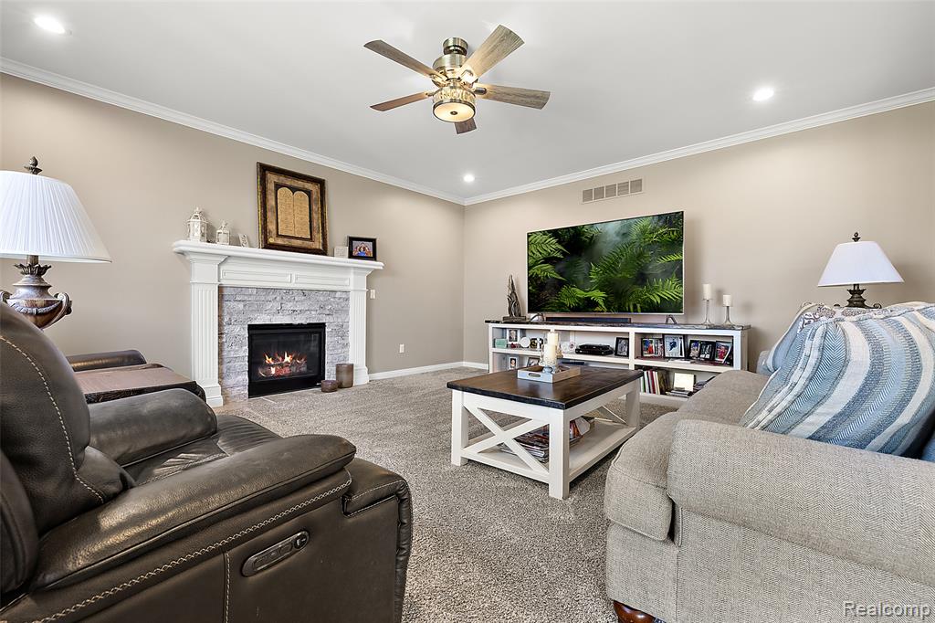 56895 Topaz Drive, Macomb, MI 48042 — Photo 14
