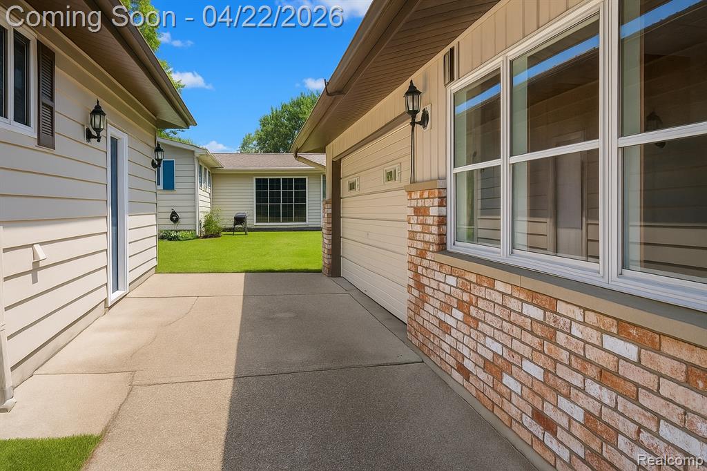 3161 Eastgate Street, Burton, MI 48519 — Photo 19