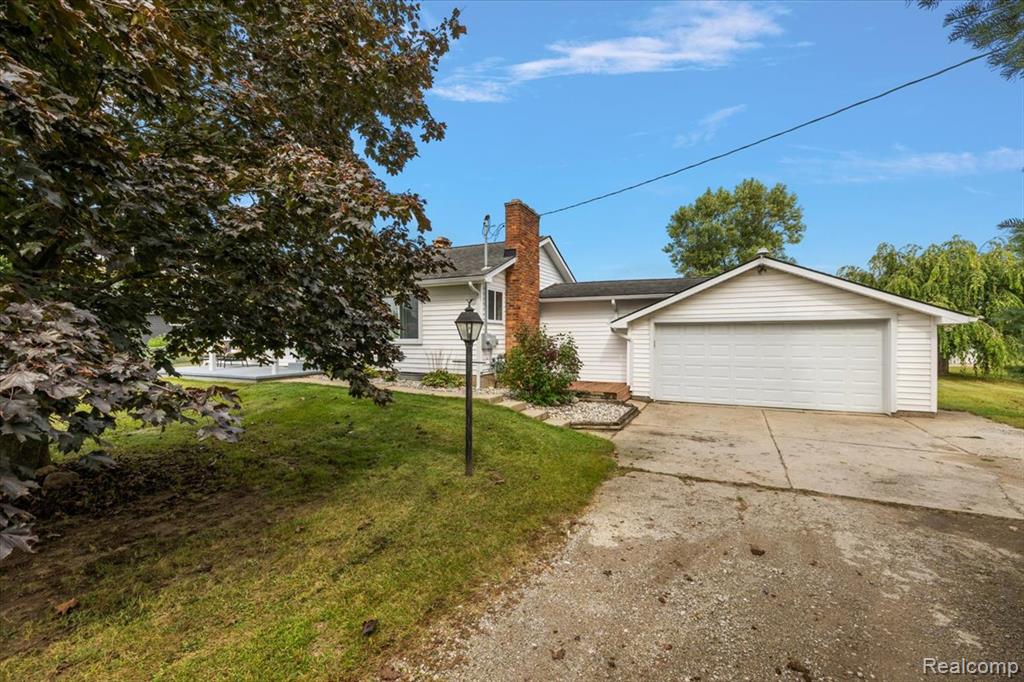 8918 Davisburg Road, Clarkston, MI 48348 — Photo 3