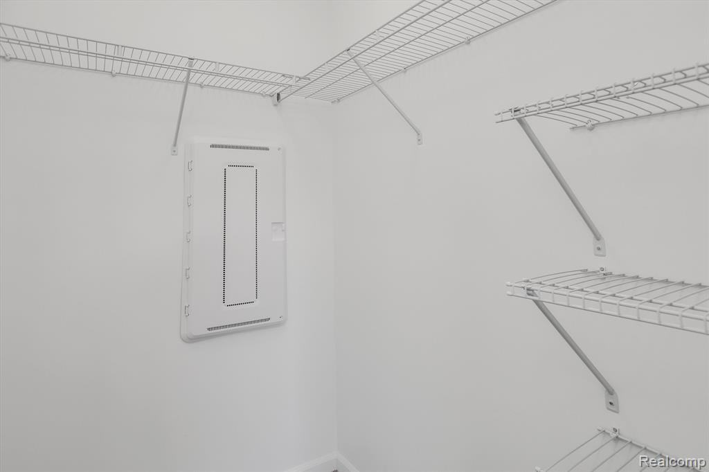 1054 Hampton Circle, 76, Detroit, MI 48207 — Photo 29