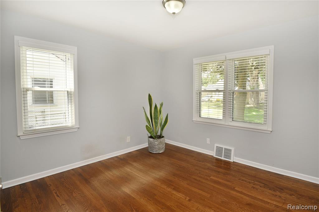 4176 Prairie Avenue, Berkley, MI 48072 — Photo 18