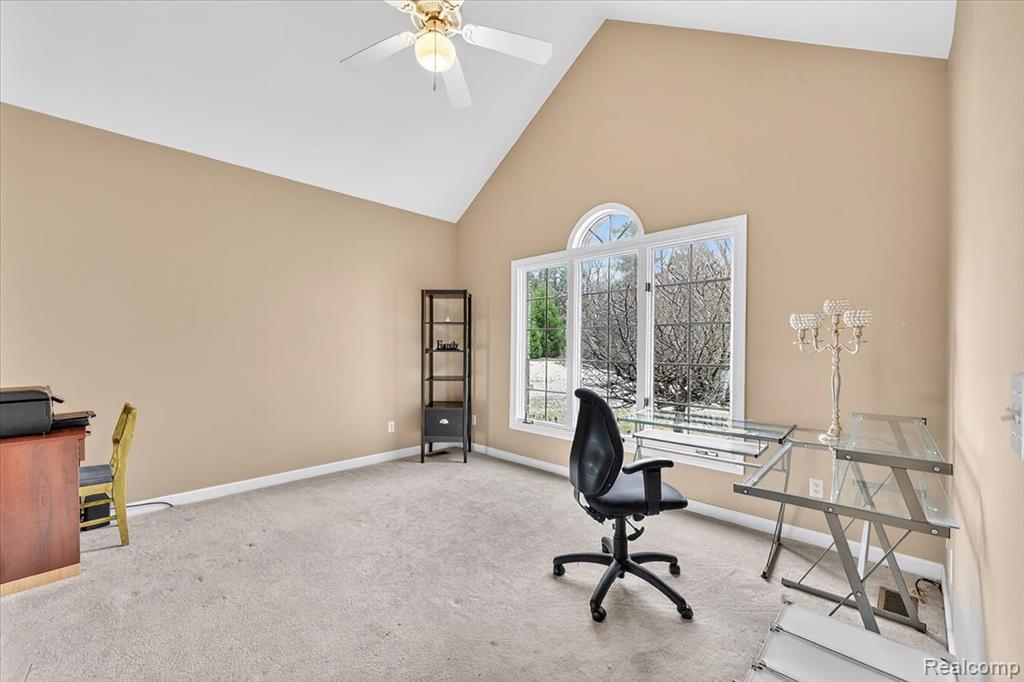 90 Creekwood Drive, Lake Orion, MI 48362 — Photo 20