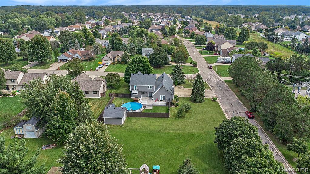 6084 Chatham Court, Grand Blanc, MI 48439 — Photo 50