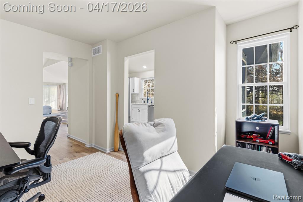 2270 Golden Pond, Fenton, MI, 48430