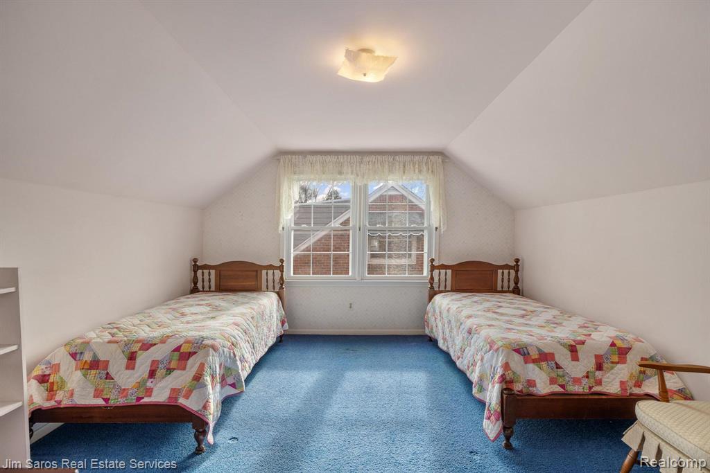 1210 Fairholme Road, Grosse Pointe Woods, MI 48236 — Photo 18