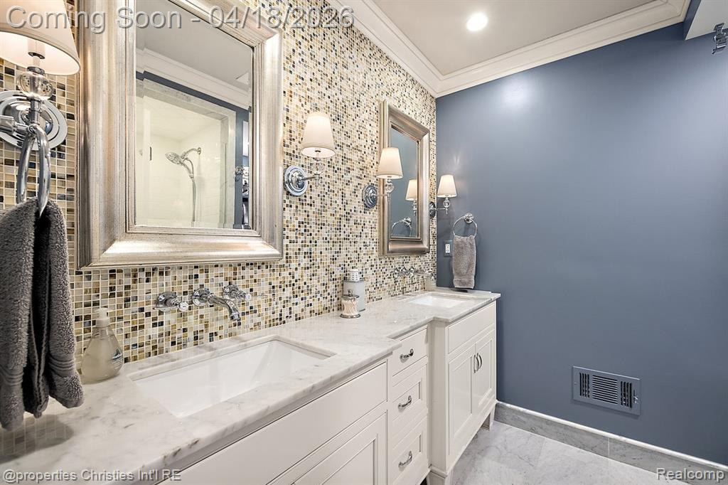 3648 Halla Lane, Bloomfield Hills, MI 48301 — Photo 20