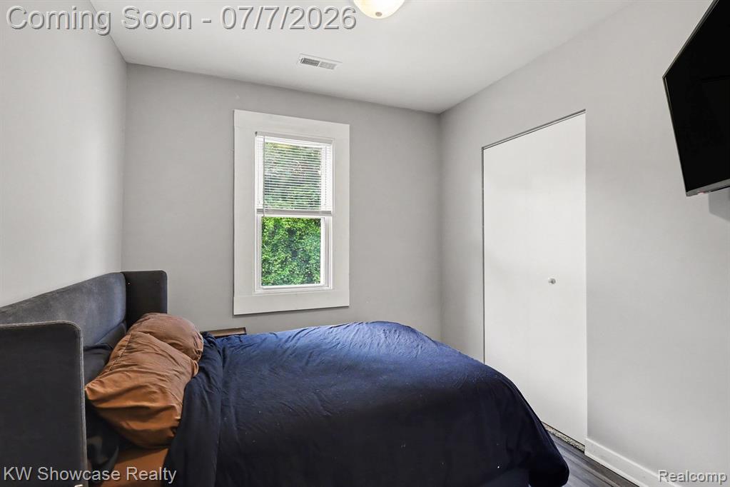 435 W Sonoma Avenue, Hazel Park, MI 48030 — Photo 14