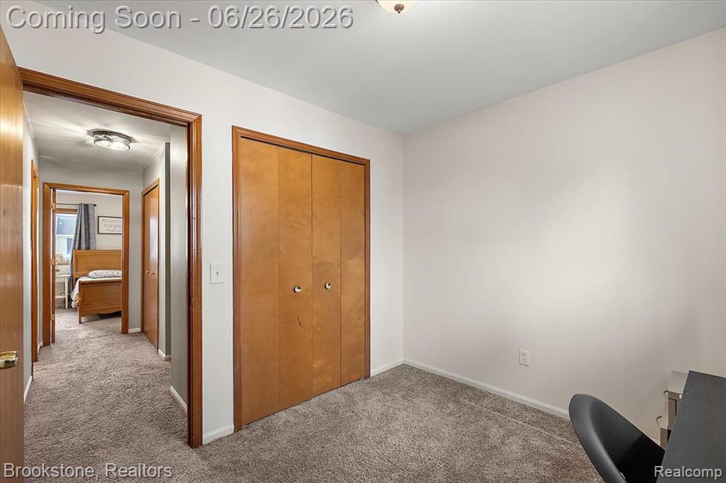 37077 Brynford Drive, Clinton Twp, MI 48036 — Photo 17