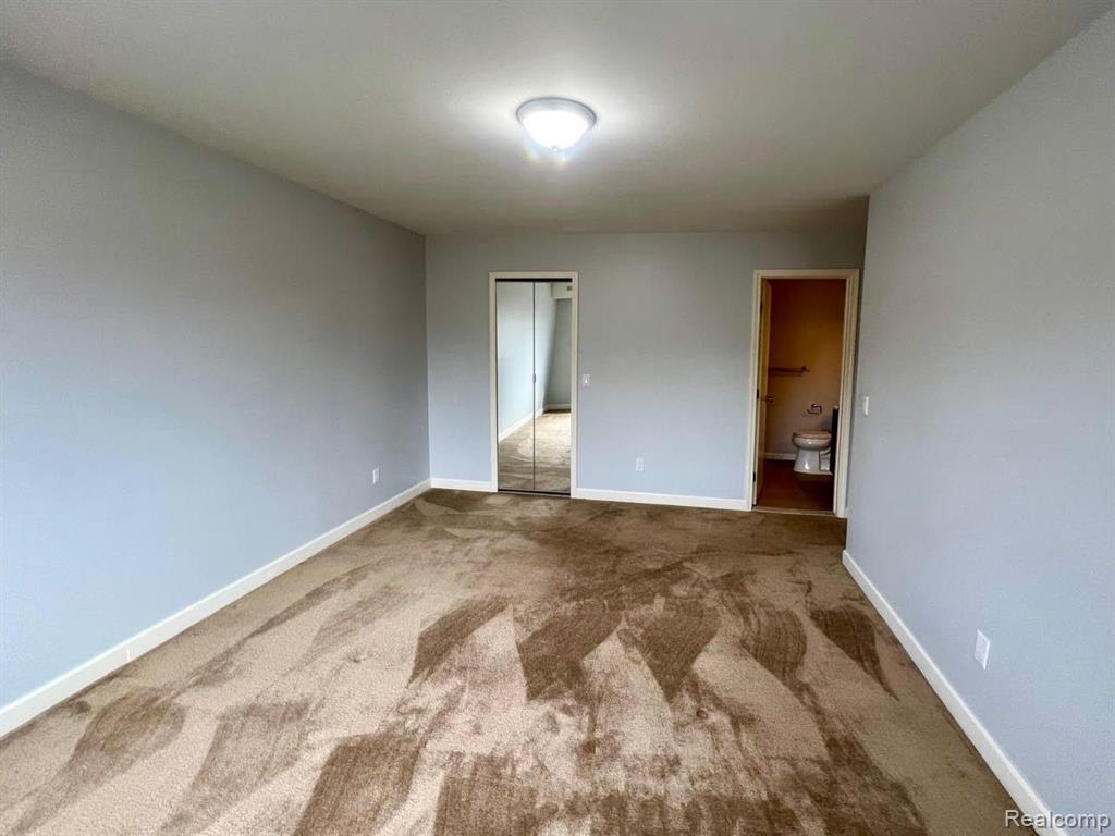 30060 W 12 MILE Road, 94, Farmington Hills, MI 48334 — Photo 18