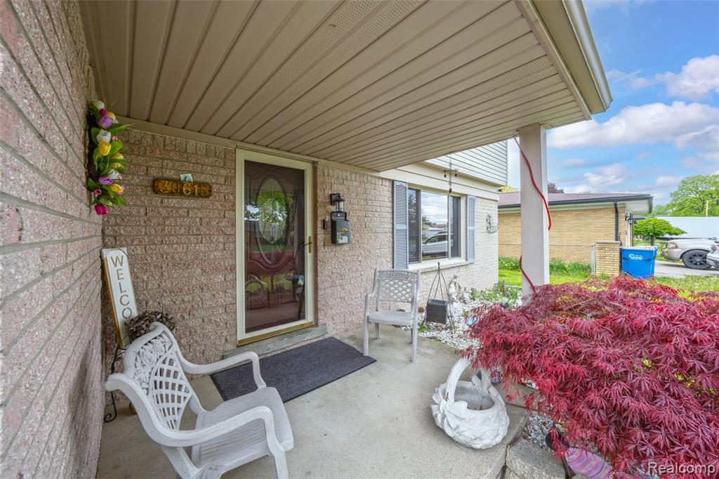 30615 Scrivo Drive, Warren, MI 48092 — Photo 32