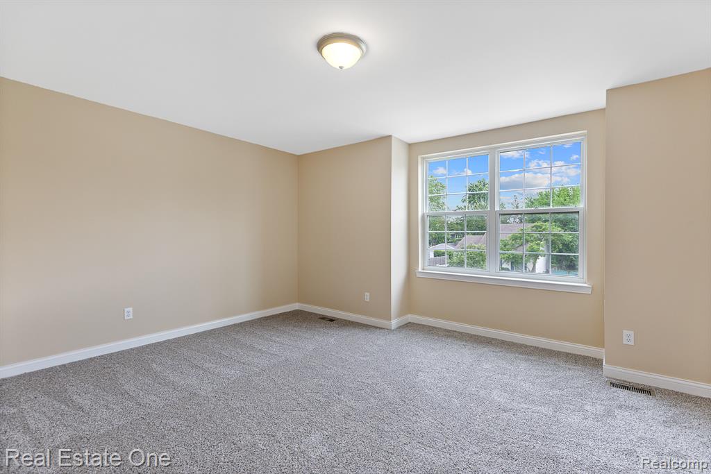 68 Biltmore Drive, Troy, MI 48084 — Photo 28