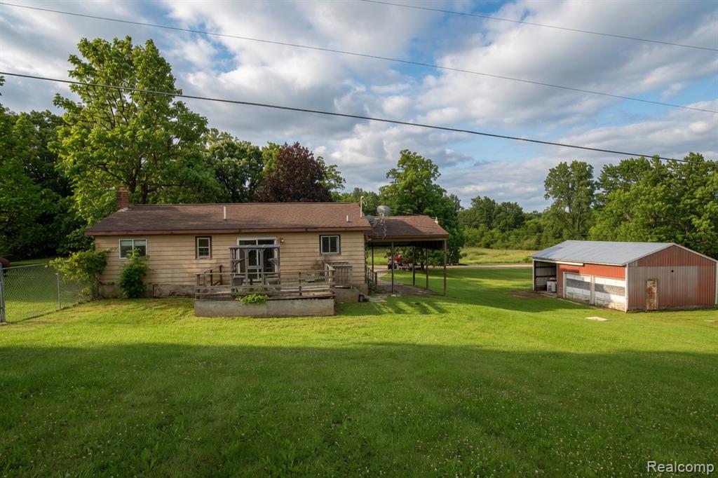 8040 Smith Road, Gaines Vlg, MI 48436 — Photo 3