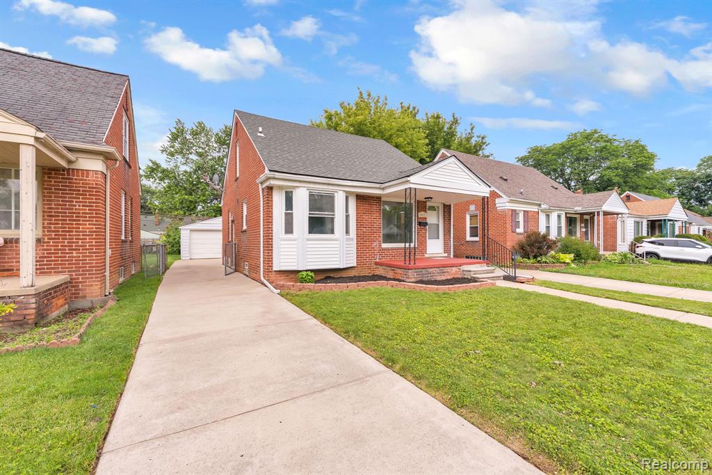 10015 Marion, Redford, MI 48239 — Photo 3