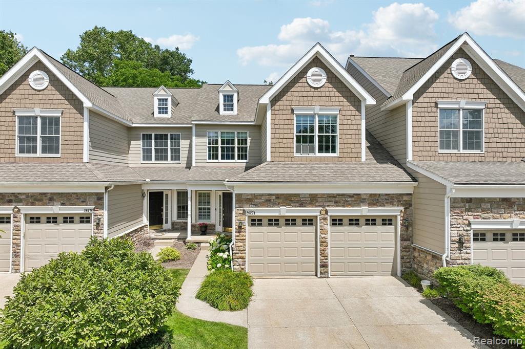 26274 Fieldstone Drive, Novi, MI