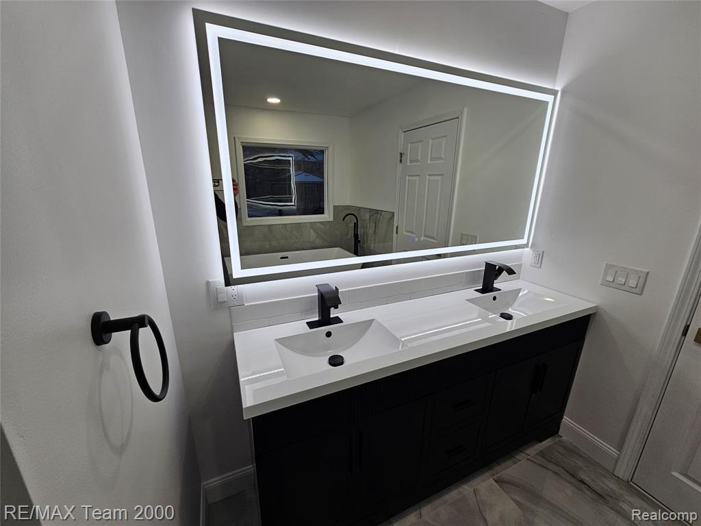23237 Evan Court, New Boston, MI 48164 — Photo 37