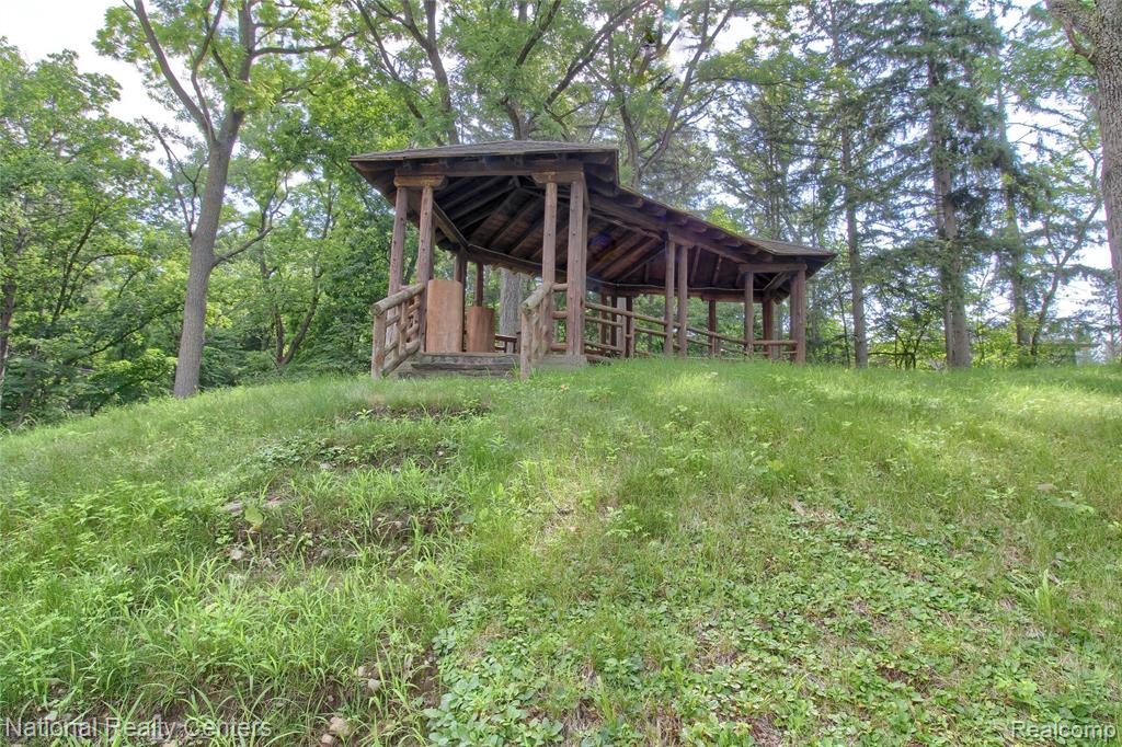 341 Corrie Road, Ann Arbor, MI 48105 — Photo 50