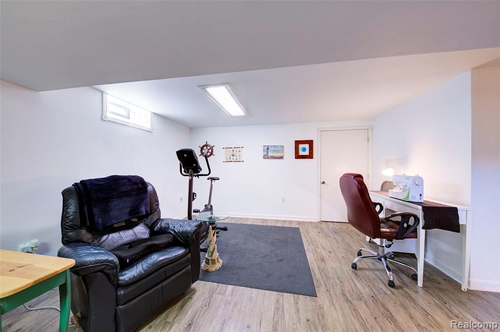 1817 S Pasadena Avenue, Ypsilanti, MI 48198 — Photo 29