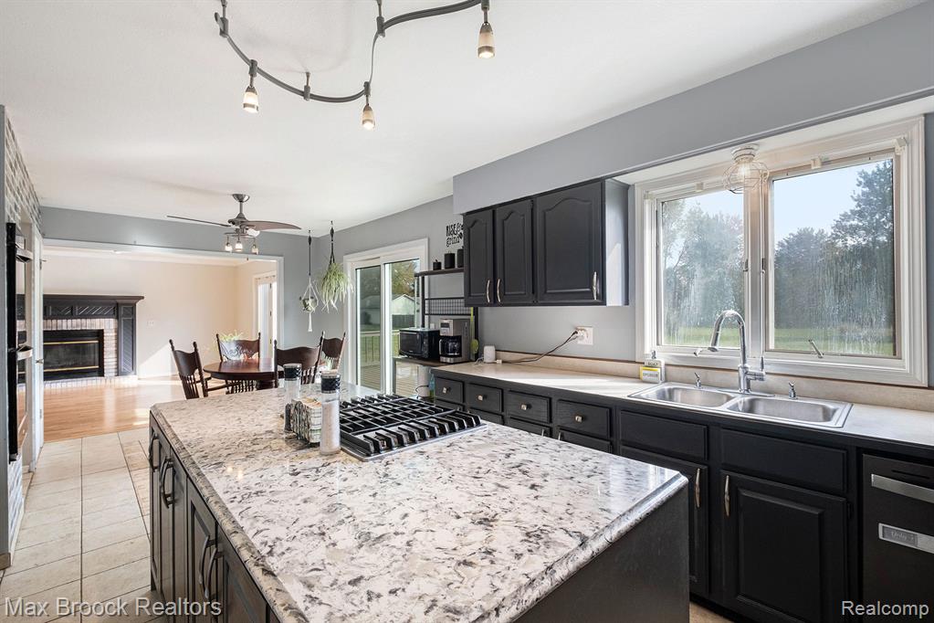 5031 Belsay Road, Grand Blanc, MI 48439 — Photo 13