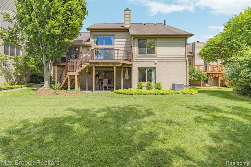 4860 Lagoons Circle, West Bloomfield, MI 48323 — Photo 70