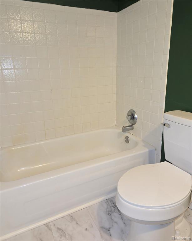 1855 Luneta Court, Commerce Twp, MI 48382 — Photo 16