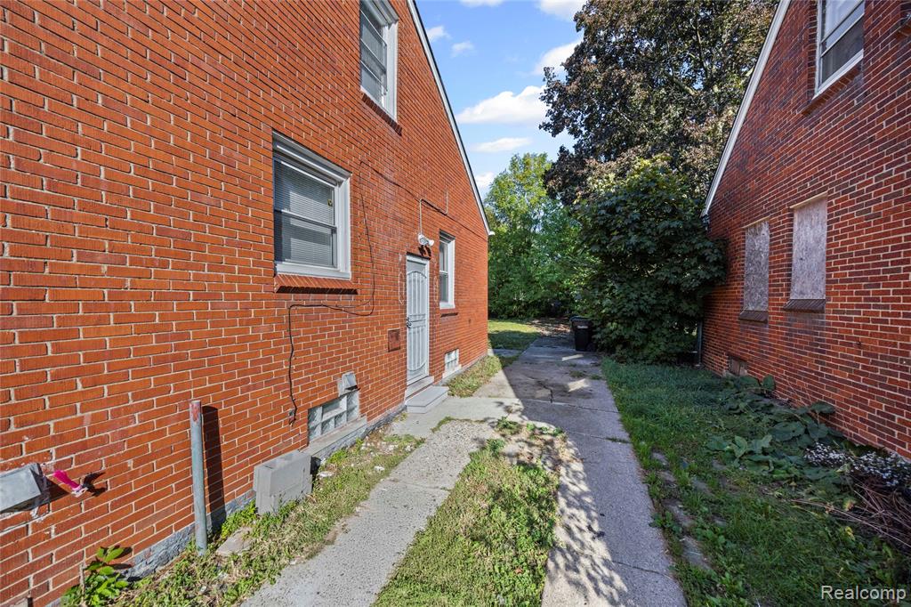 7280 Rosemont Avenue, Detroit, MI 48228 — Photo 7