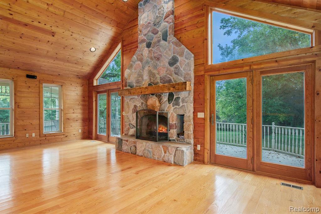 9001 Bergin Road, Howell, MI 48843 — Photo 17