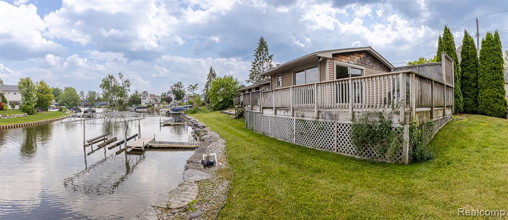 9634 Bonnie Briar Street, White Lake, MI — Photo 65