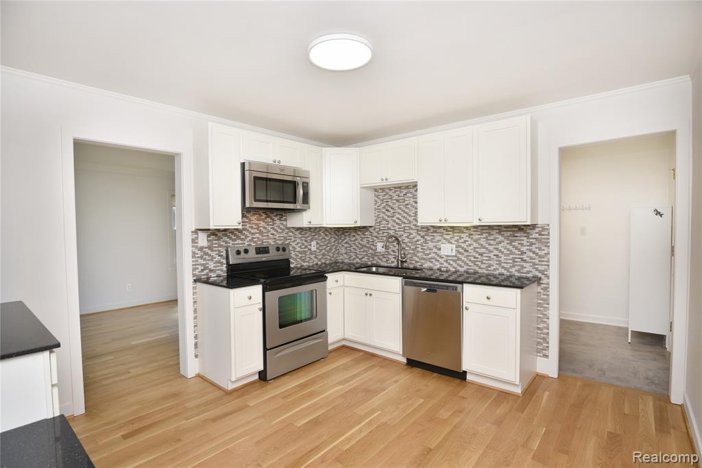 710 Donald Avenue, Royal Oak, MI 48073 — Photo 10