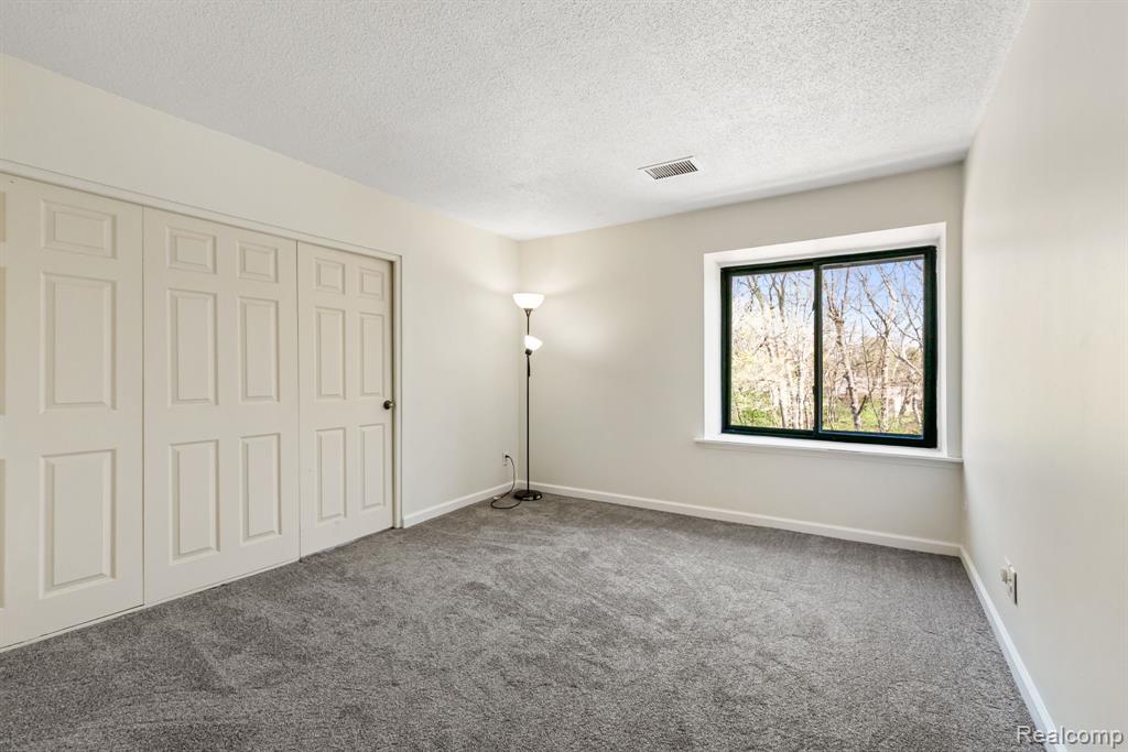 1680 Cliffs Landing, 302E, Ypsilanti, MI 48198 — Photo 28