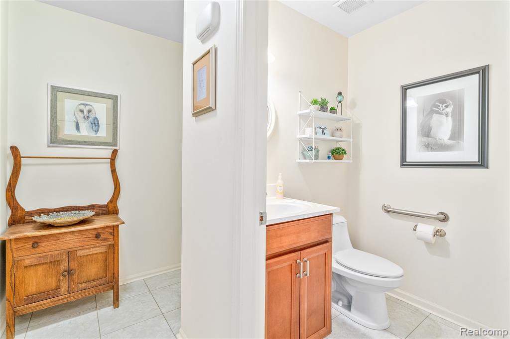 454 BREAKWATER, Belleville, MI 48111 — Photo 19
