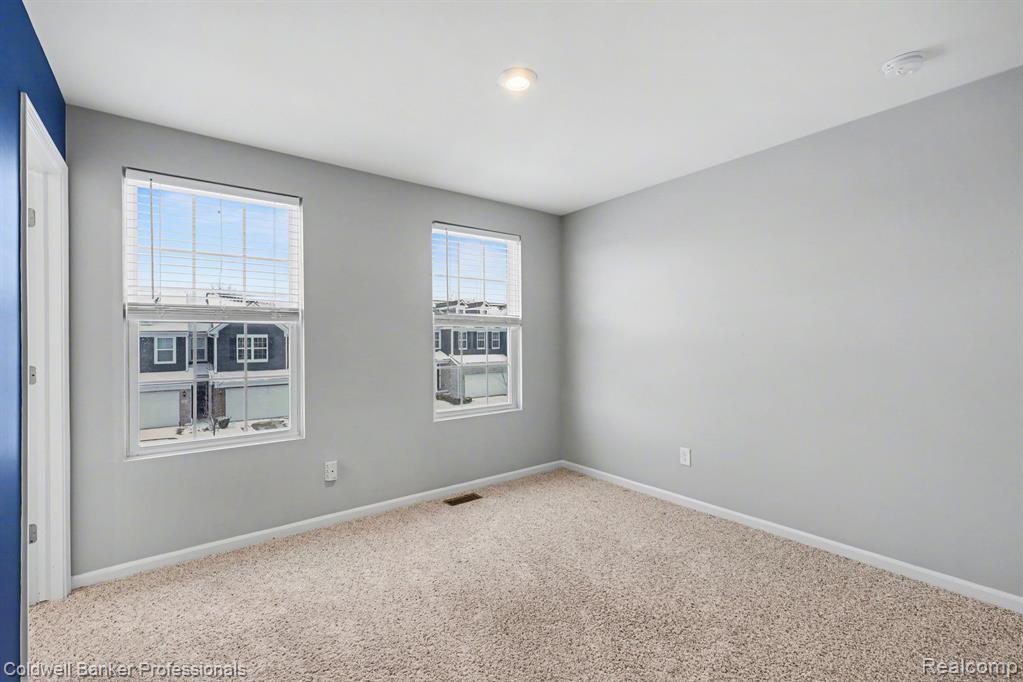 4883 Broomfield Way, Lake Orion, MI — Photo 22