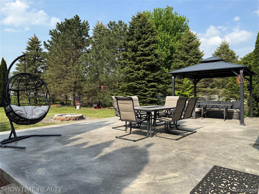 21523 Mackenzie Drive, Macomb, MI 48044 — Photo 38