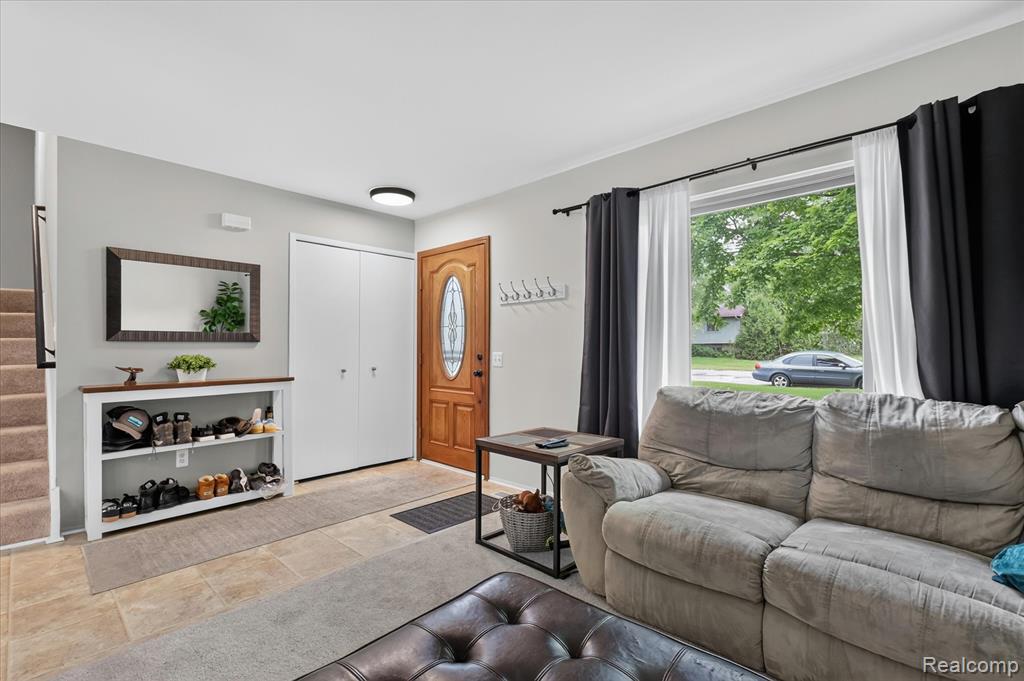 4903 Cape Town, Highland, MI 48356 — Photo 7