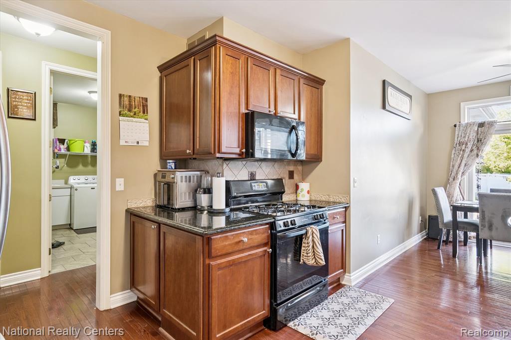 50249 Jefferson Street, Canton, MI 48188 — Photo 21