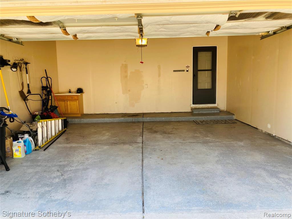 1070 Arthur Drive, Troy, MI 48083 — Photo 34