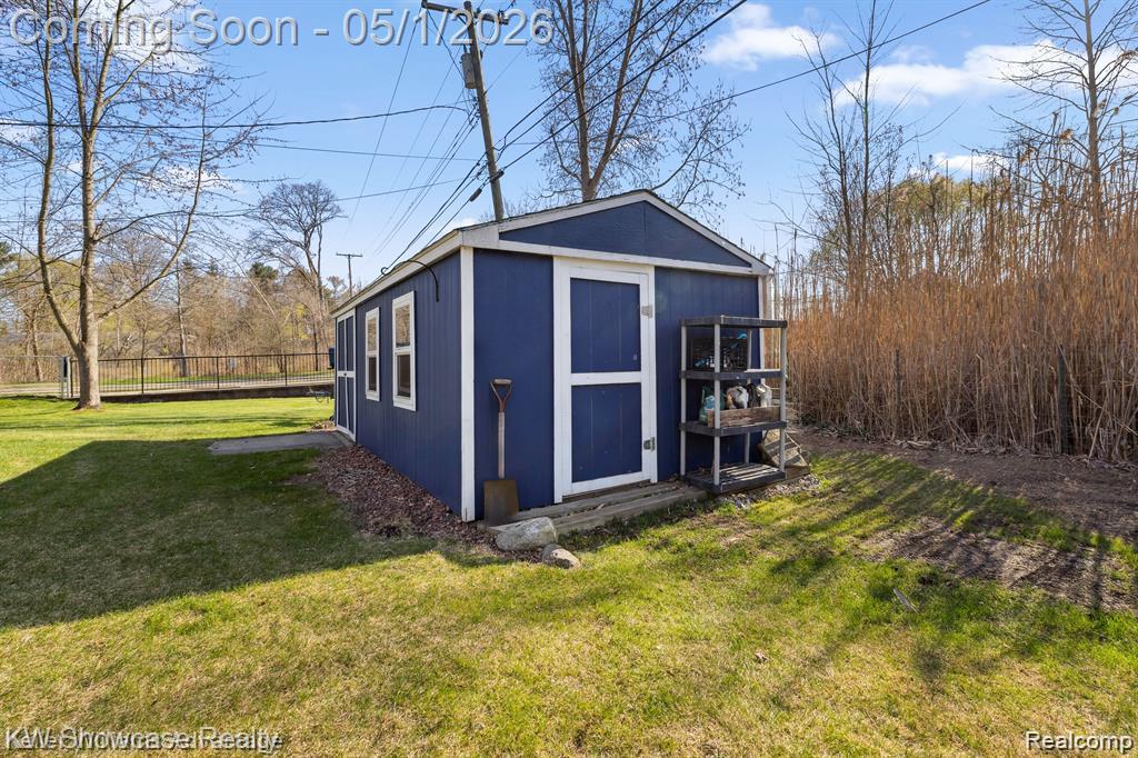 543 Woodland Drive, South Lyon, MI 48178 — Photo 28
