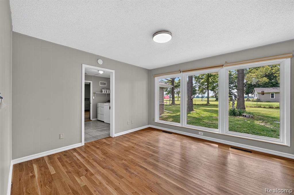 4877 Orchard Lane, Owosso, MI 48867 — Photo 21