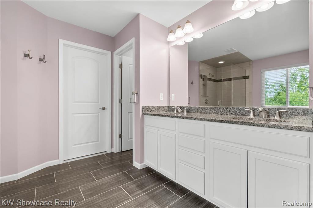 41775 Steinbeck Glen, Novi, MI 48377 — Photo 24