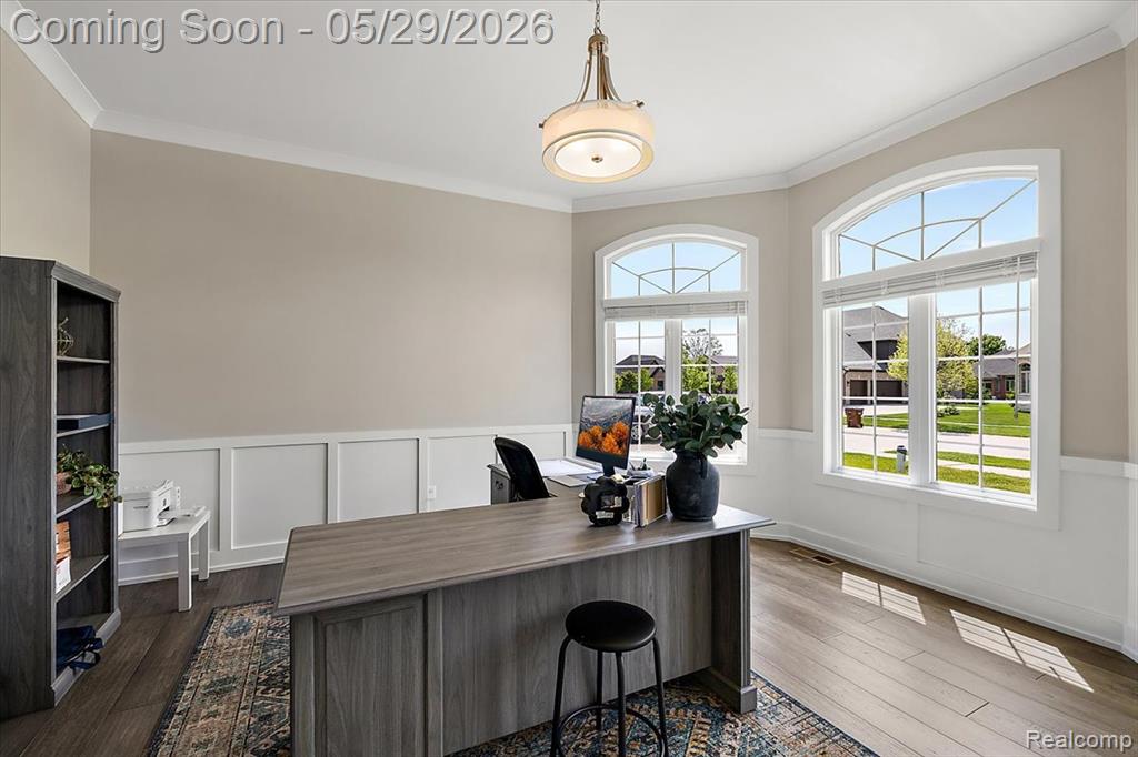 7659 Crimson Court, Utica, MI 48316 — Photo 5