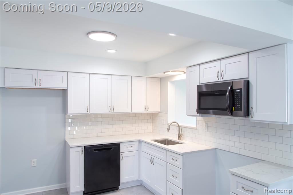 33301 Janet, Fraser, MI 48026 — Photo 13