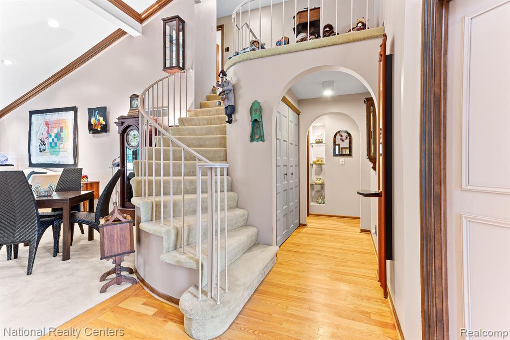 7207 Creeks Bend Drive, West Bloomfield, MI — Photo 5