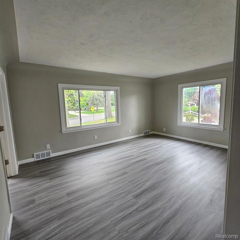 90 CHILSON Road, Howell, MI 48843 — Photo 13