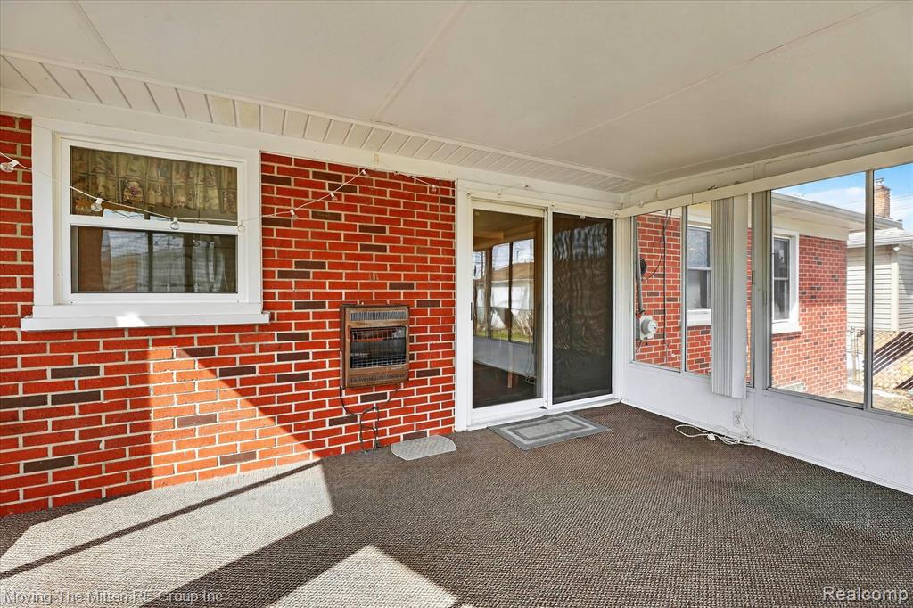17049 Reno Street, Riverview, MI 48193 — Photo 29