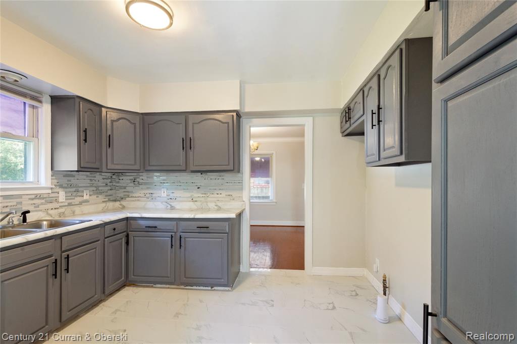 15515 Forrer Street, Detroit, MI 48227 — Photo 11