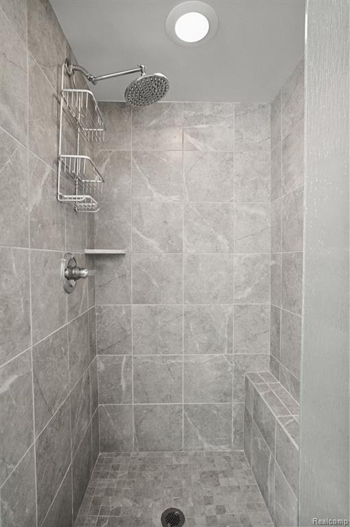 5176 HAWKSEYE Terrace, Warren, MI 48092 — Photo 18