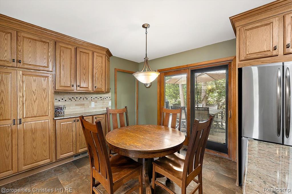 42737 Steepleview Court, Northville, MI 48168 — Photo 15