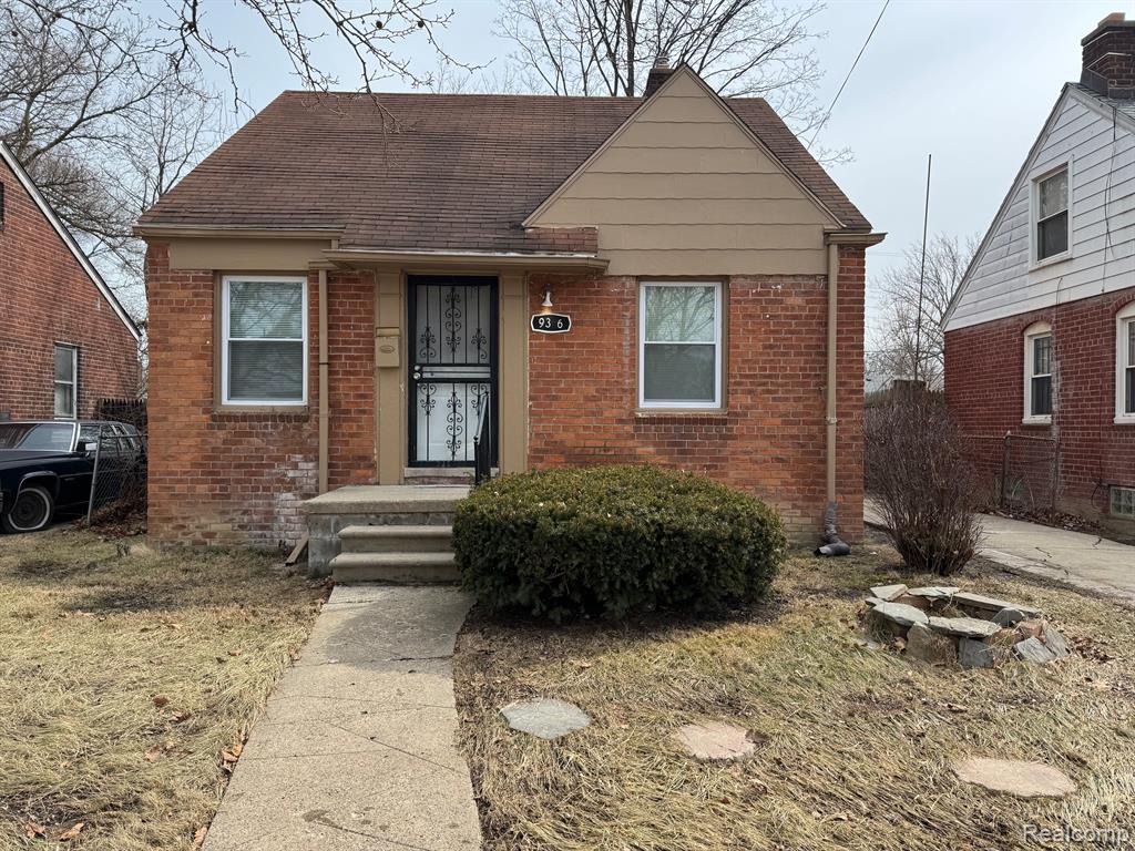 9366 SANILAC Street, Detroit, MI 48224 — Photo 15