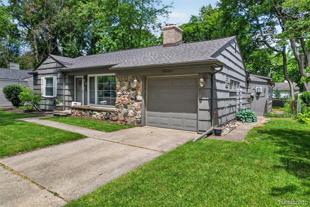 15690 Birwood Avenue, Beverly Hills, MI 48025 — Photo 29